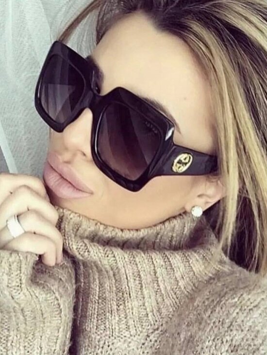 Gucci GG0053S 001 Square Sunglasses - Black\\Grey Gradient main image 11
